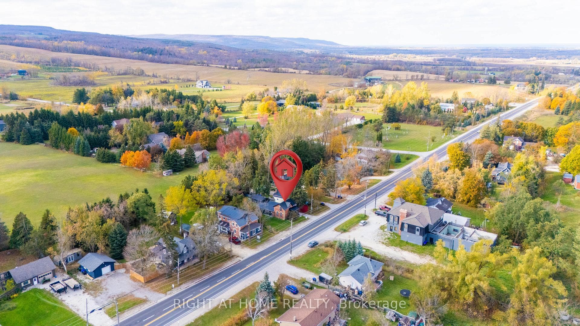 2834 County Road 124 Road photo 2