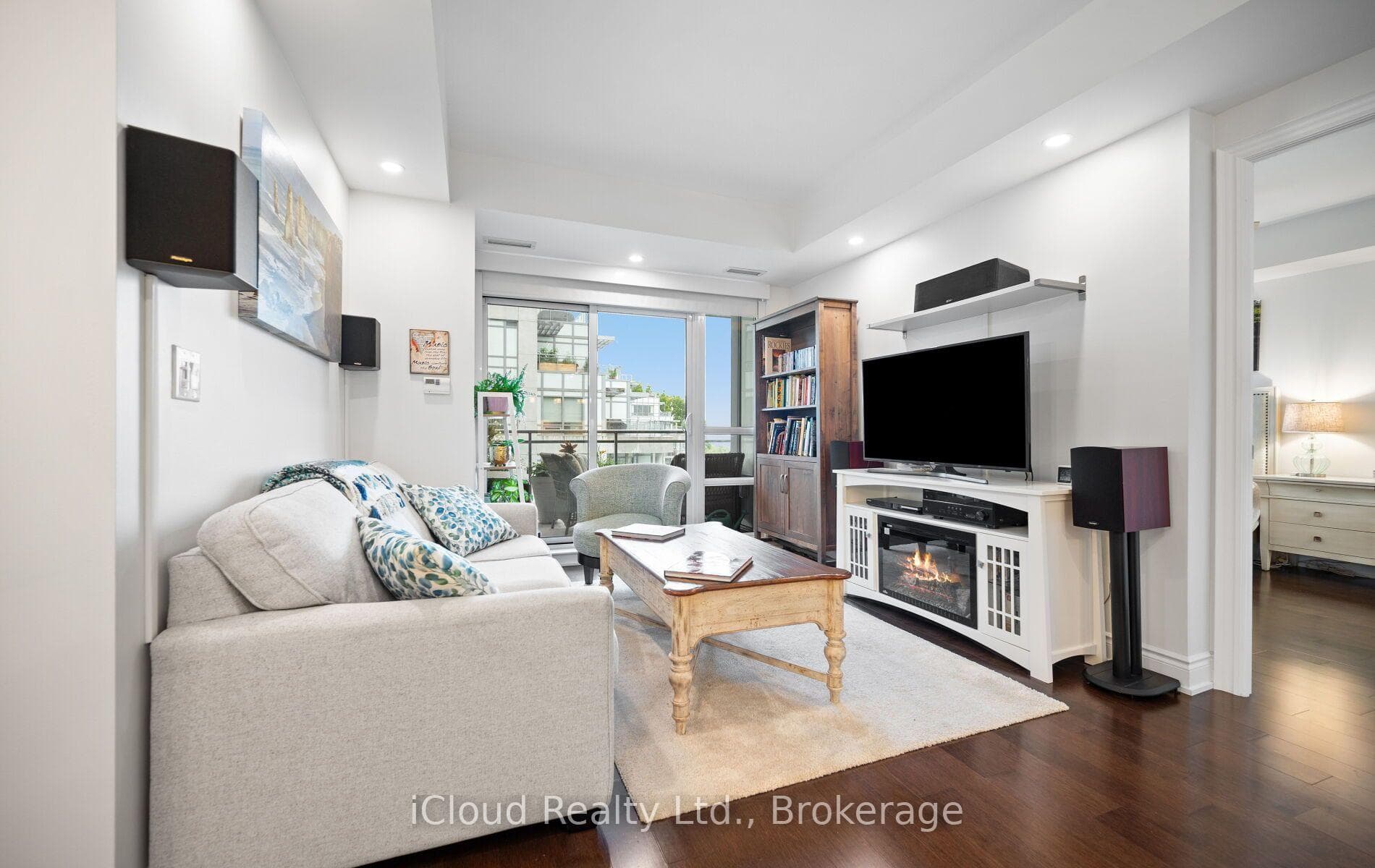 3500 Lakeshore Road Unit 625 photo 7