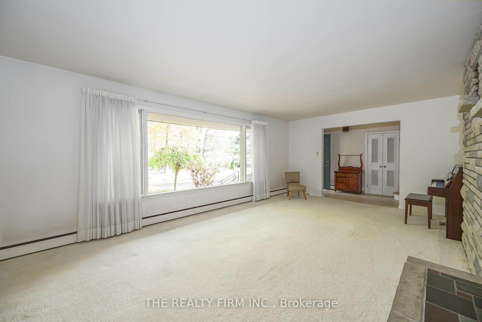 486 Oak Park Drive photo 13