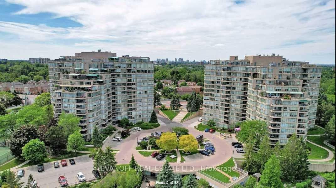20 Guildwood Parkway Unit 1112 photo 1