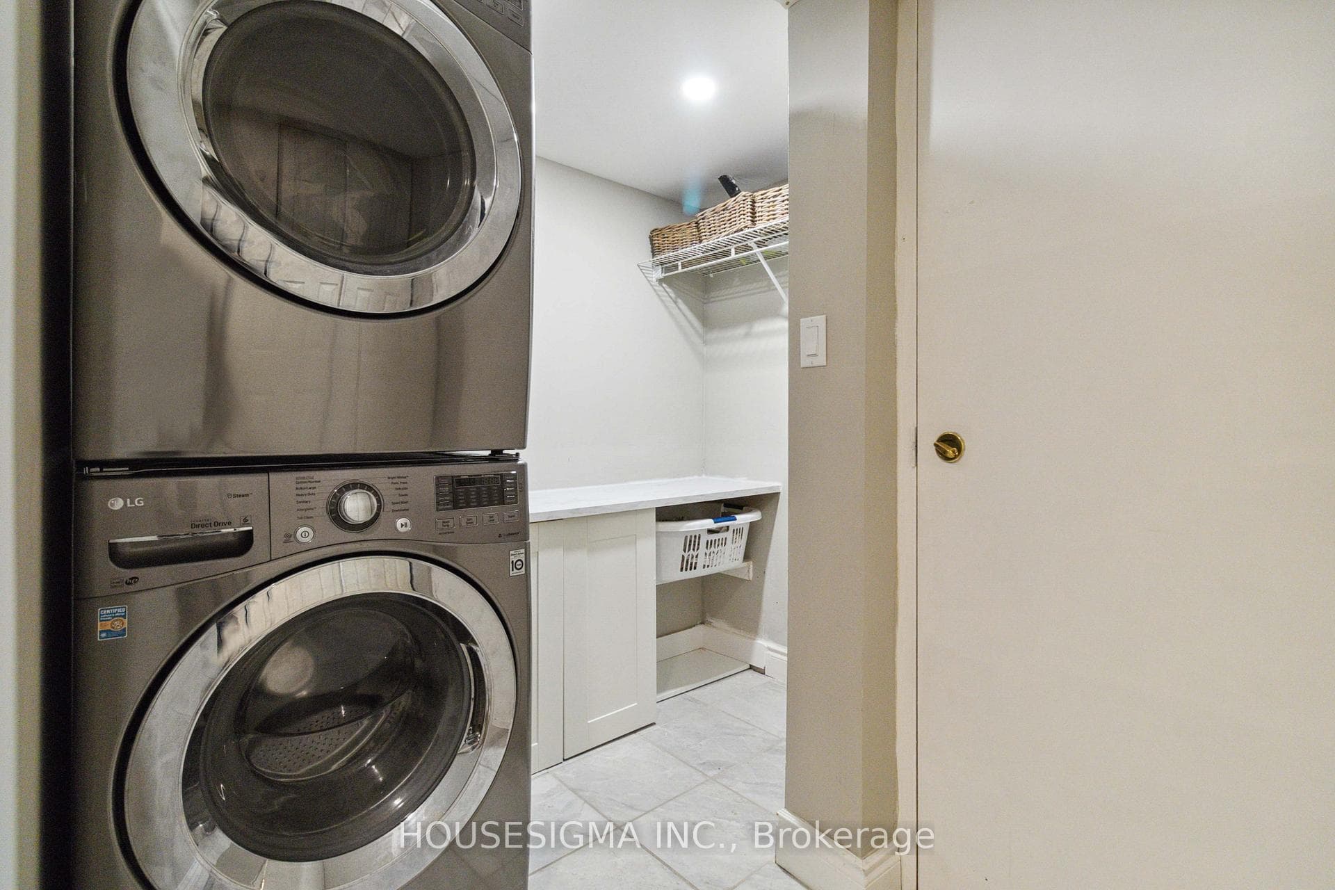 LAUNDRY