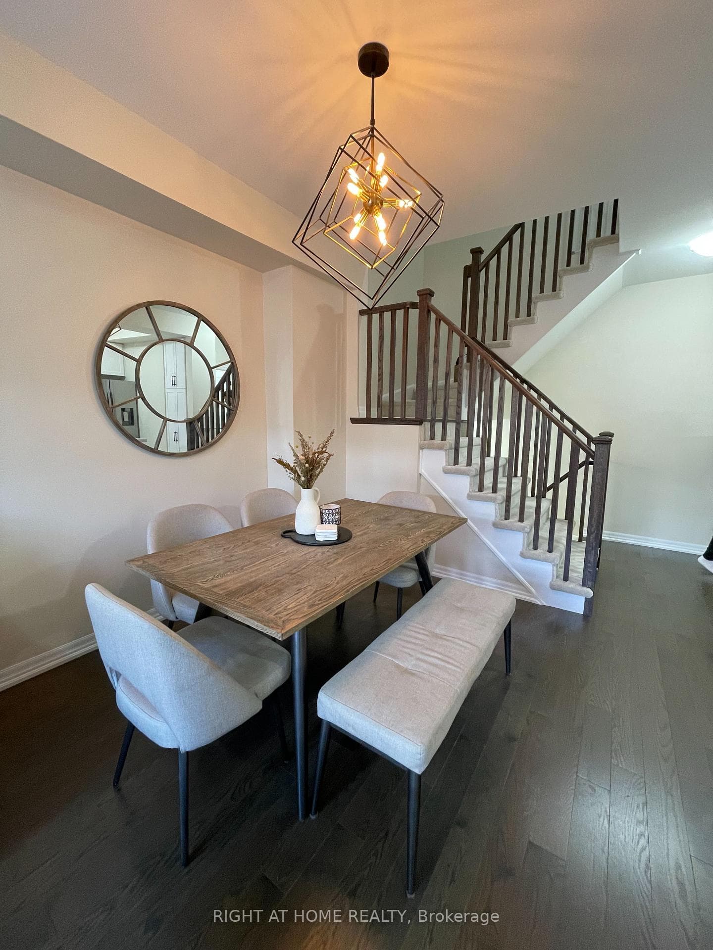 121 Bravo Lane photo 5