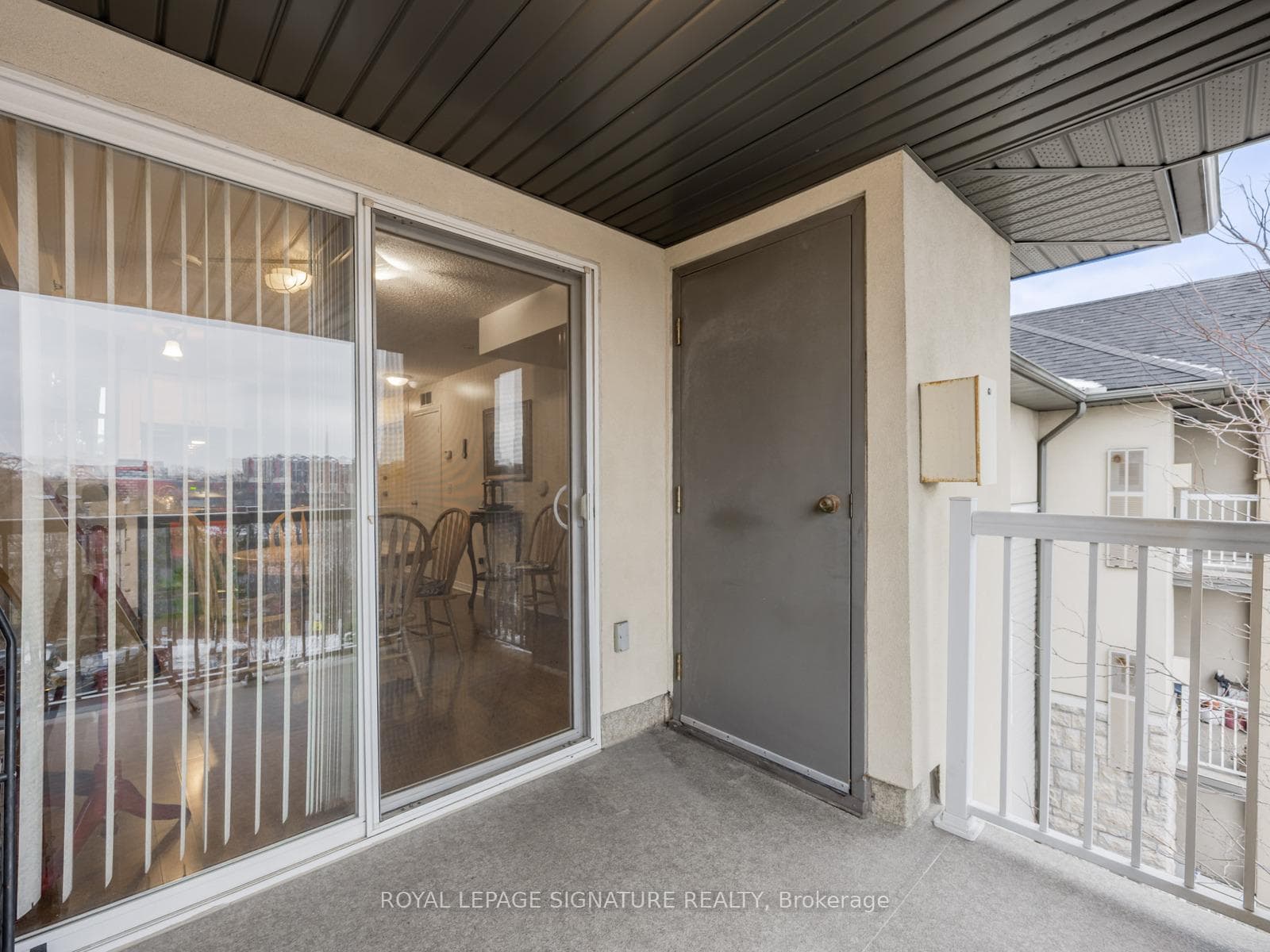 684 Warden Avenue Unit 430 photo 16