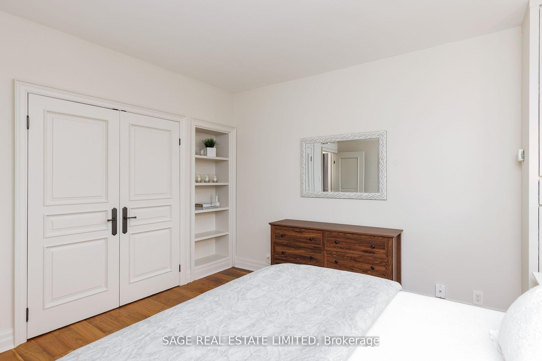55A Avenue Road Unit 605 photo 35