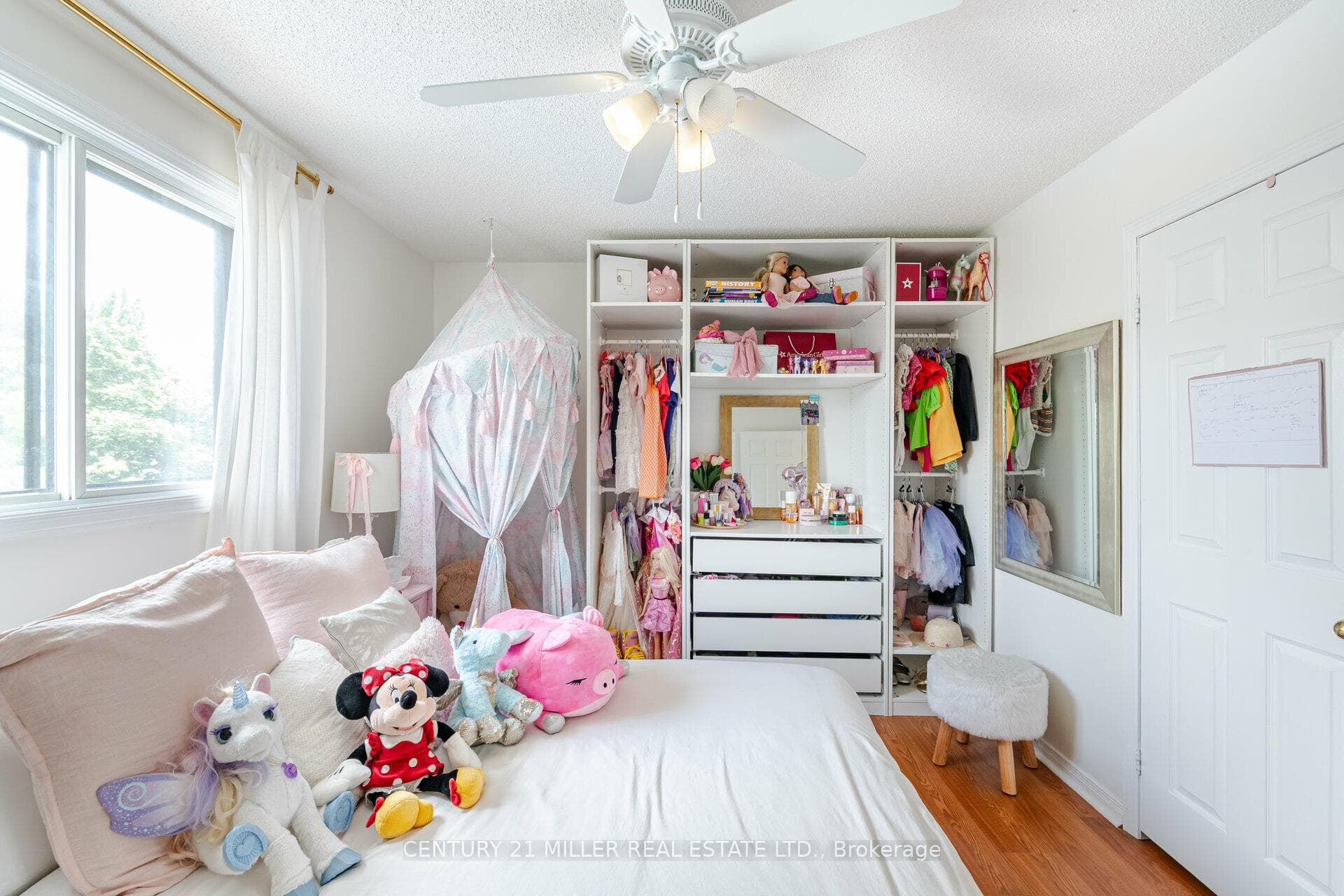 1419 Headon Road photo 26