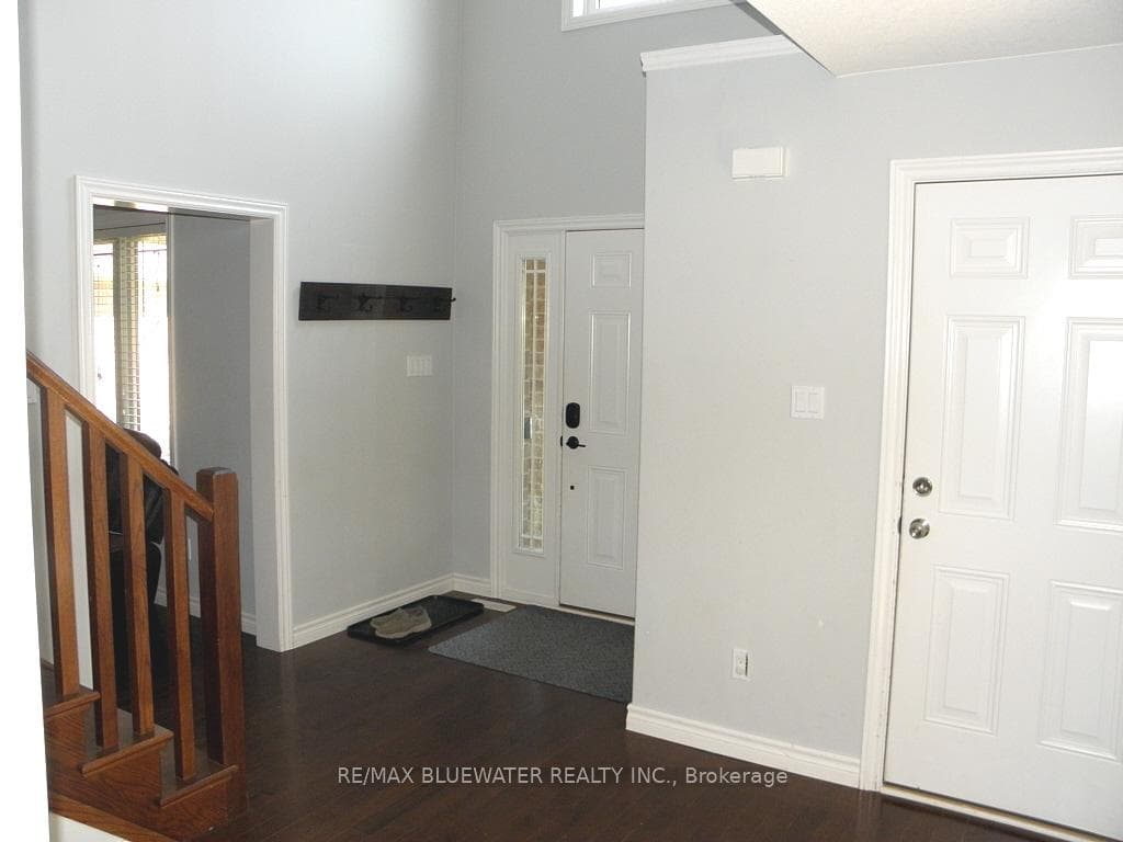 95 Deborah Drive photo 9
