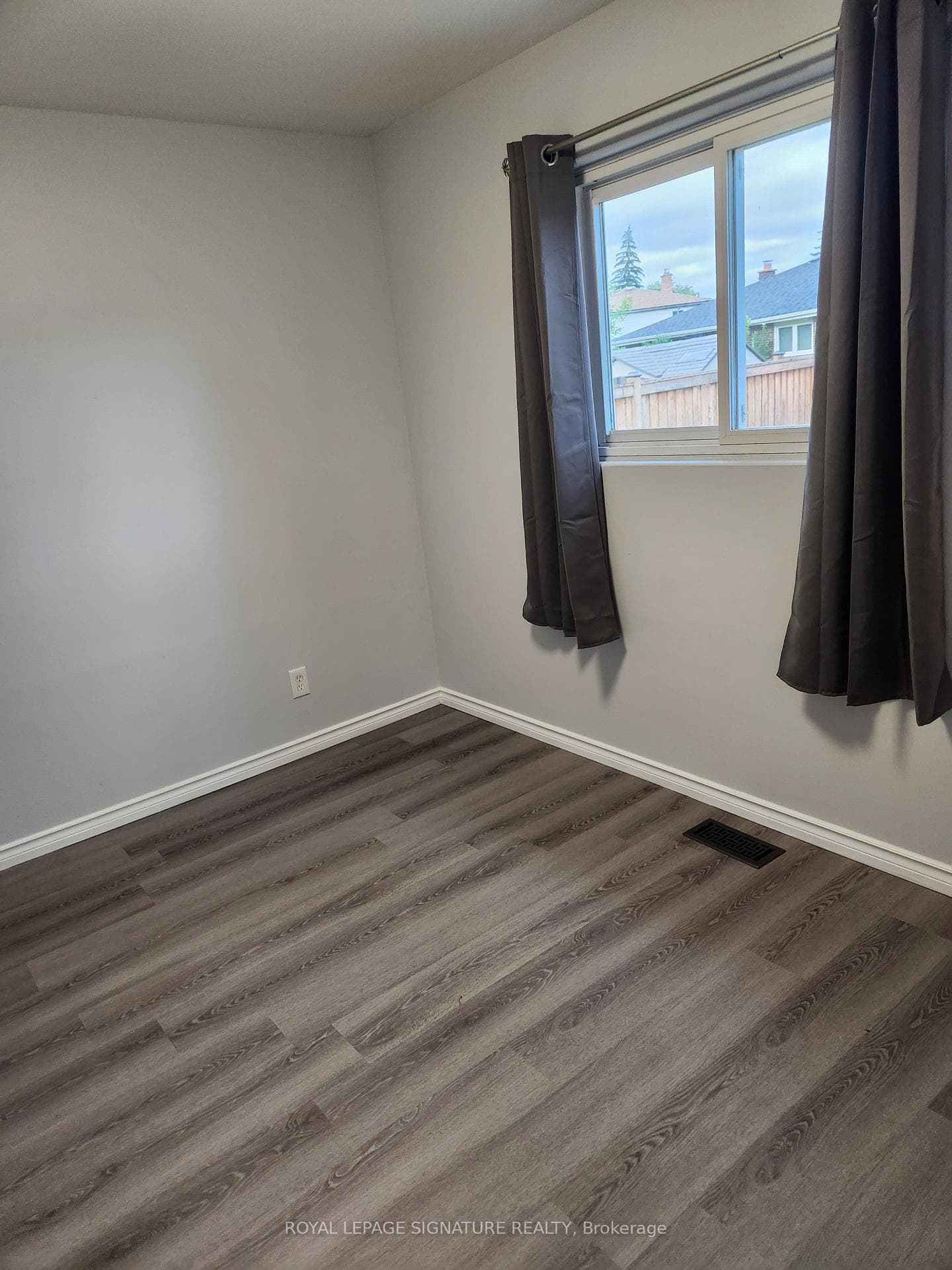 3443 Queenston Drive Unit Main photo 11