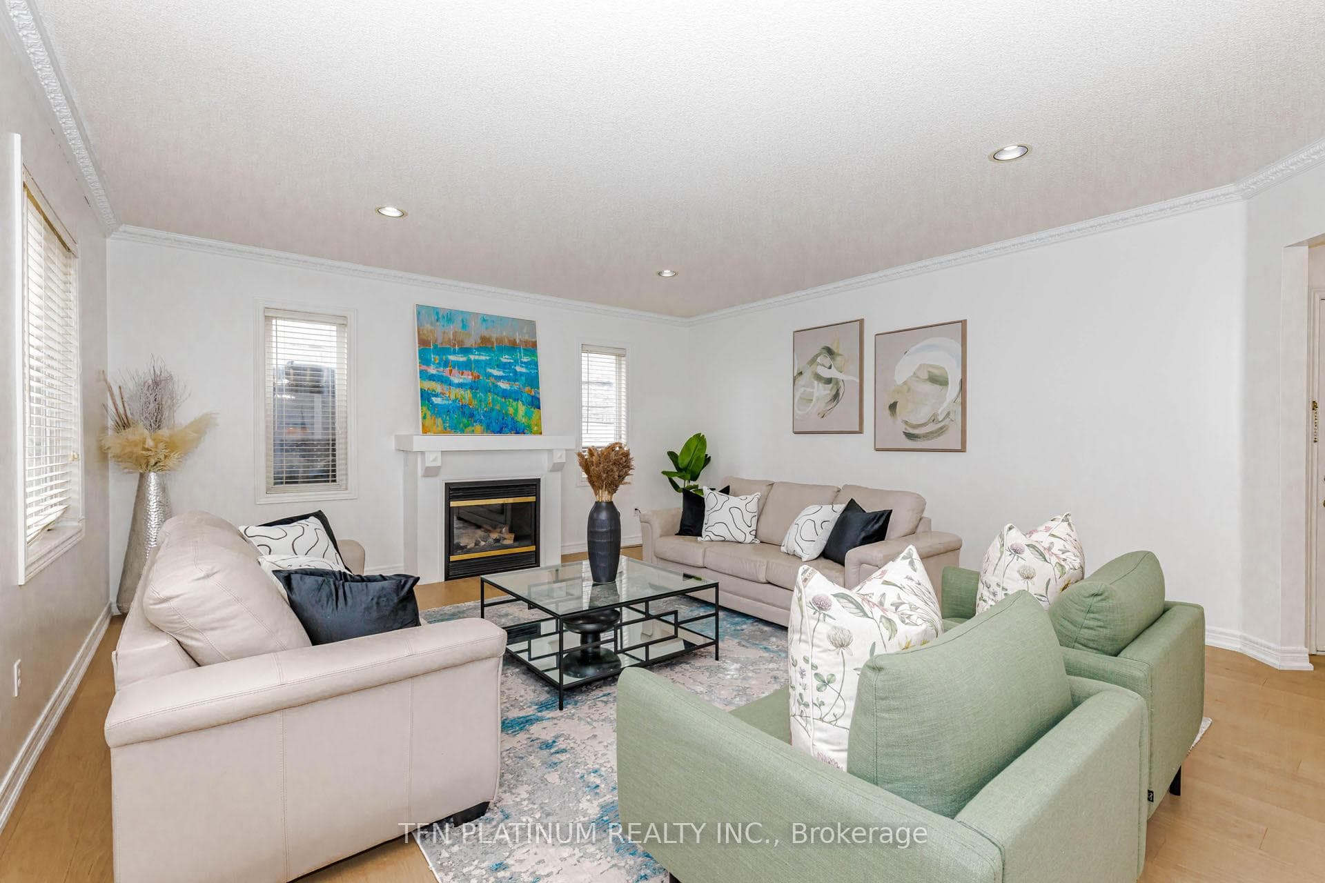 28 Banks Drive photo 20