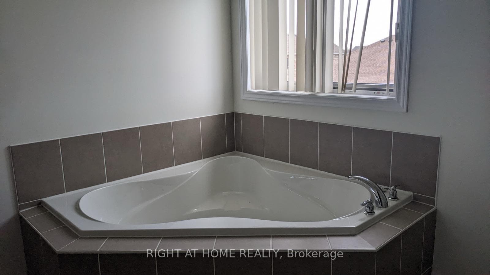 32 Jardine Street photo 19