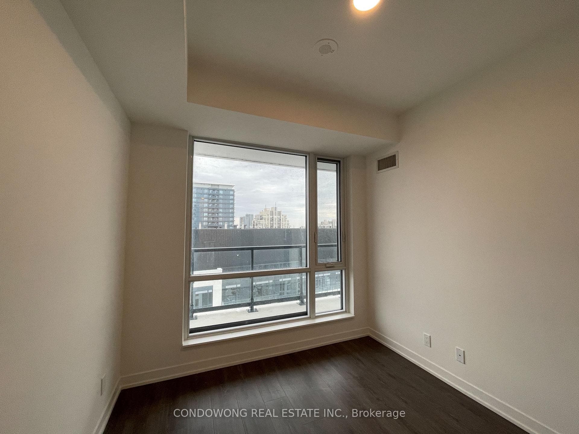 7950 Bathurst Street Unit 1810 photo 13