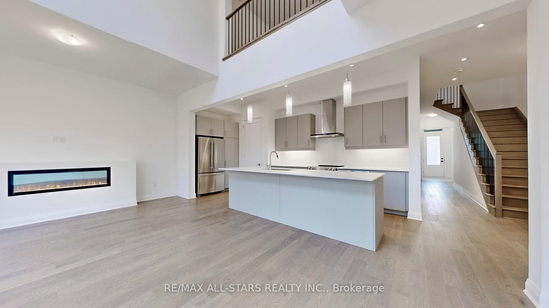 Multi stool breakfast bar seating