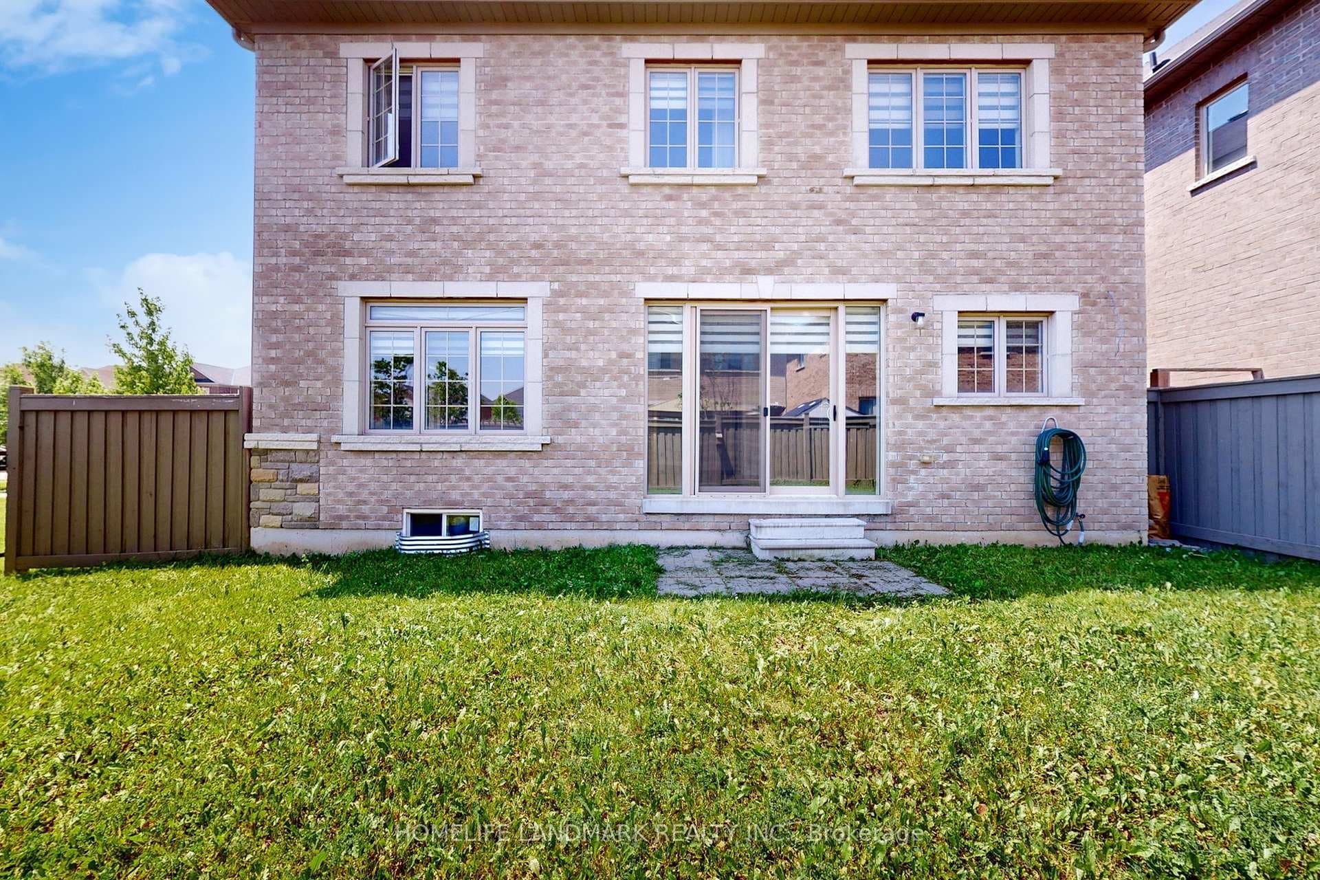 1533 Devine Point photo 48
