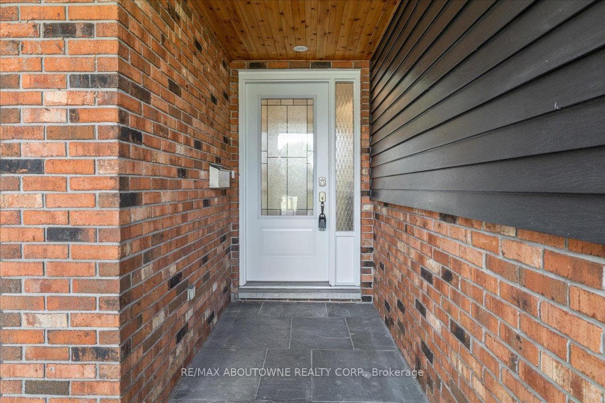 371 Park Road photo 3