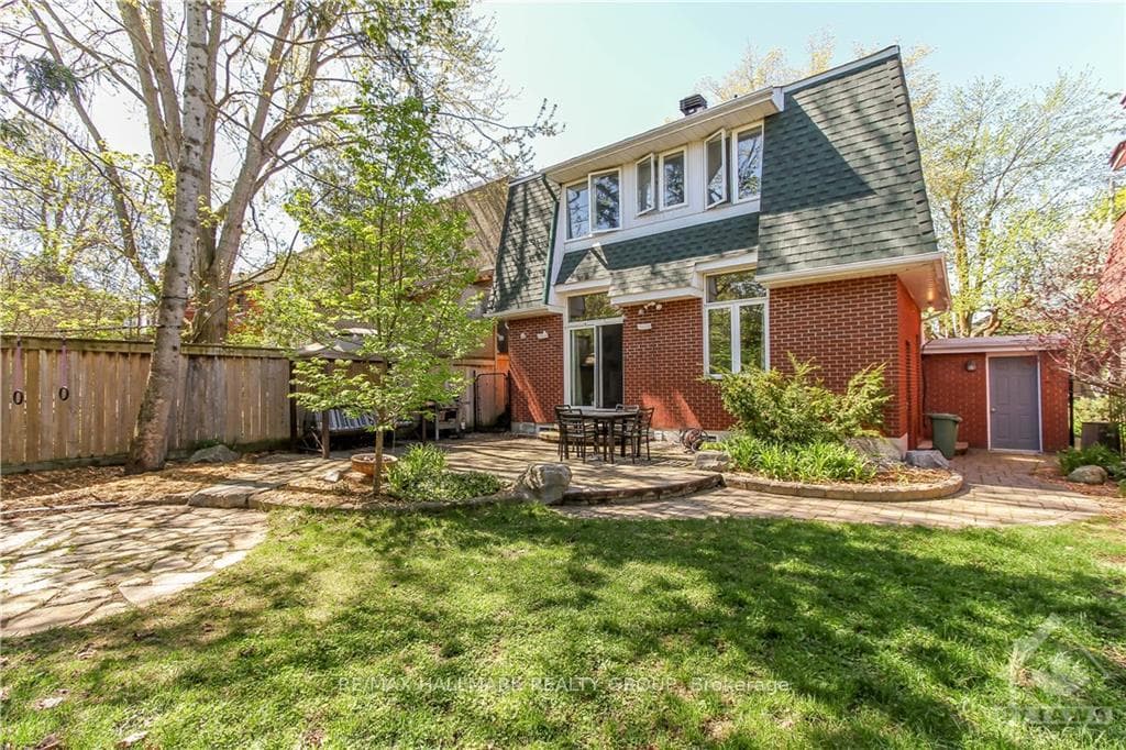 129 BLACKBURN Avenue photo 30