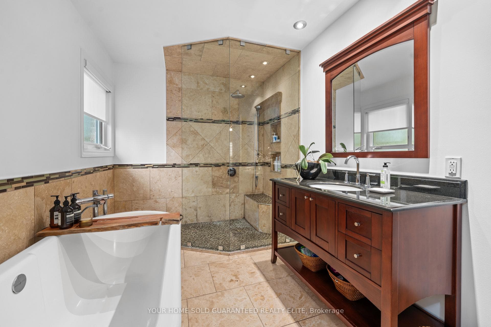 270 Deercreek Drive photo 15