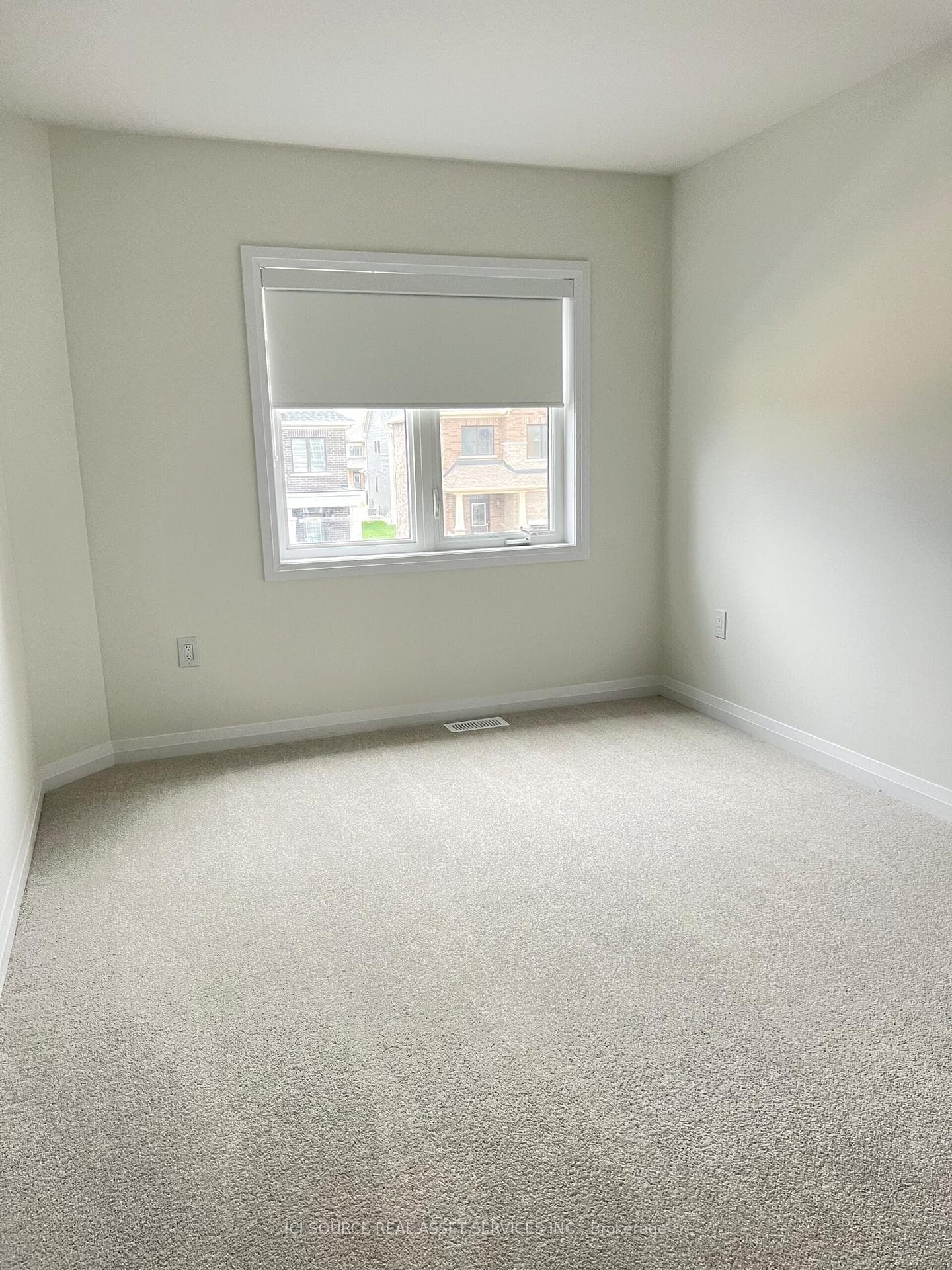 133 Granville Crescent photo 10