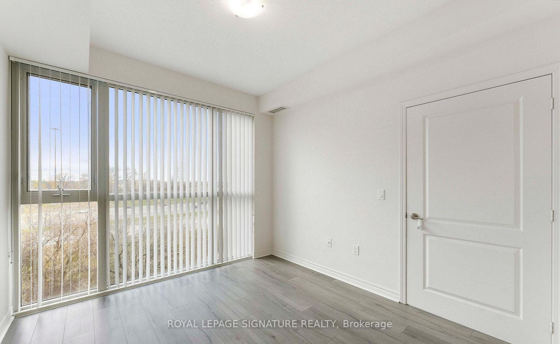 349 Rathburn Road Unit PH216 photo 13
