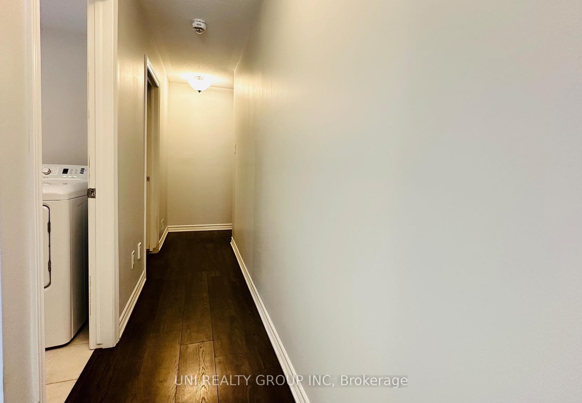 20 SQUASHBERRY Lane photo 8