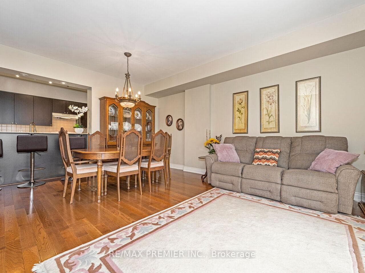10211 Keele Street Unit 302 photo 17