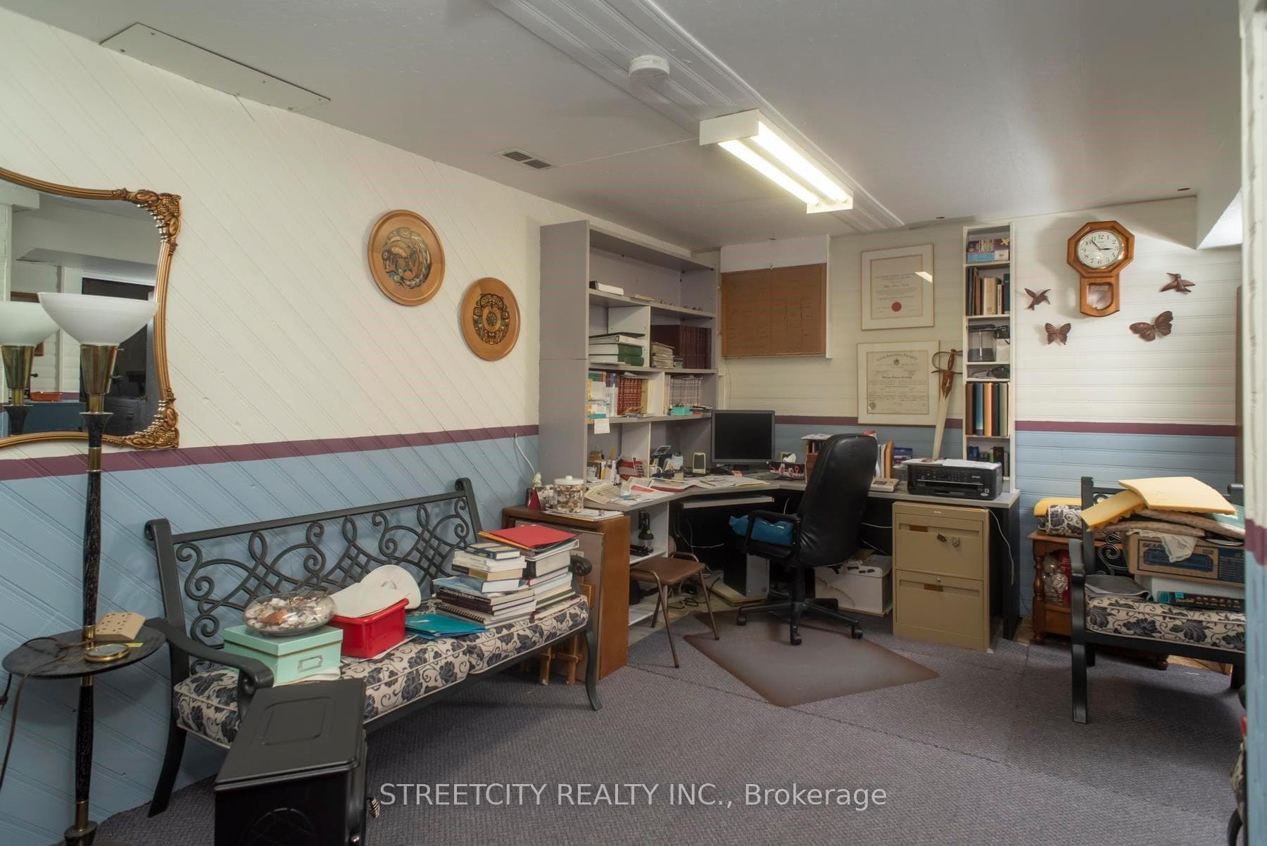 212 County Boulevard photo 24