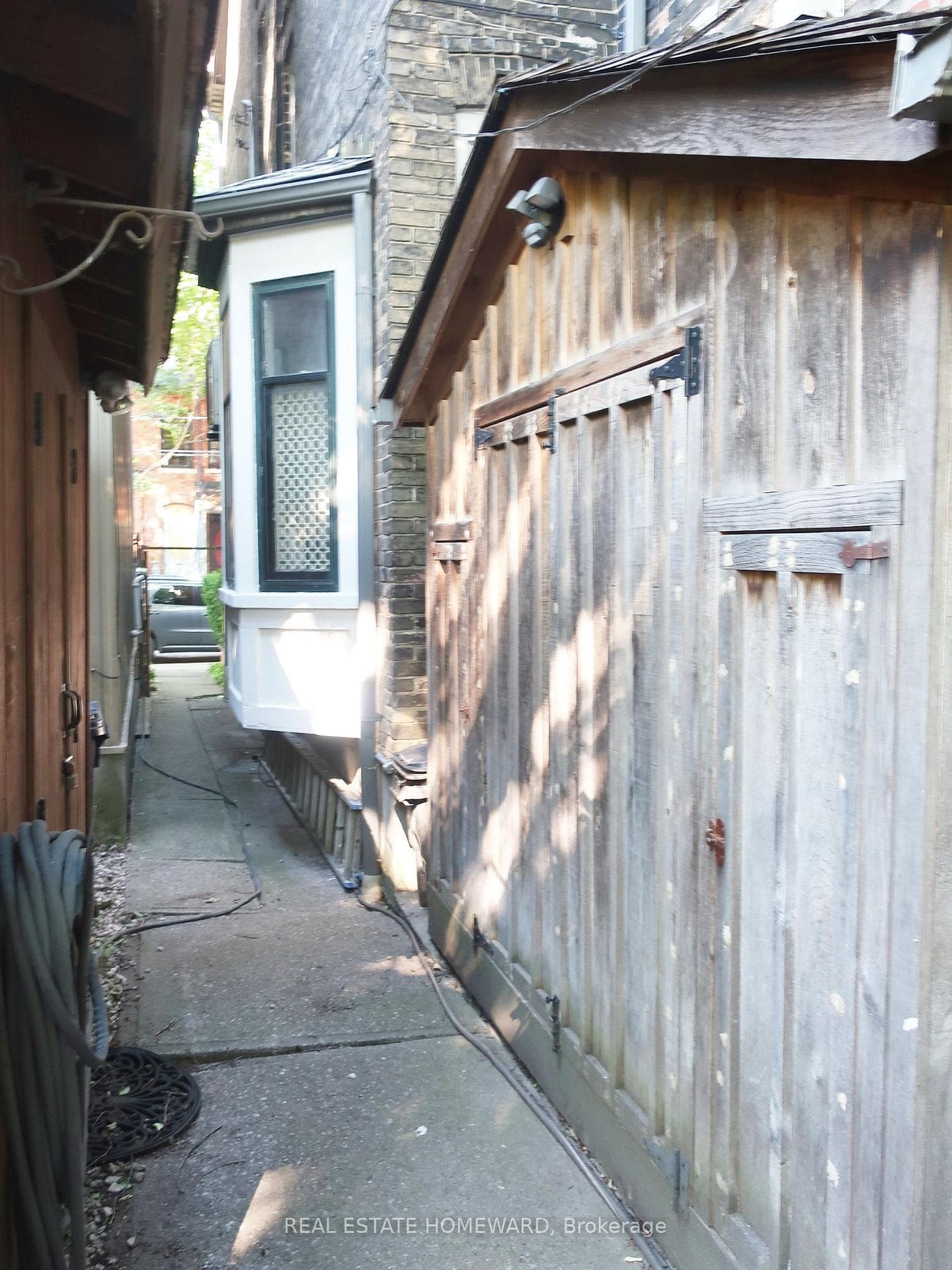 45 Grant Street photo 36
