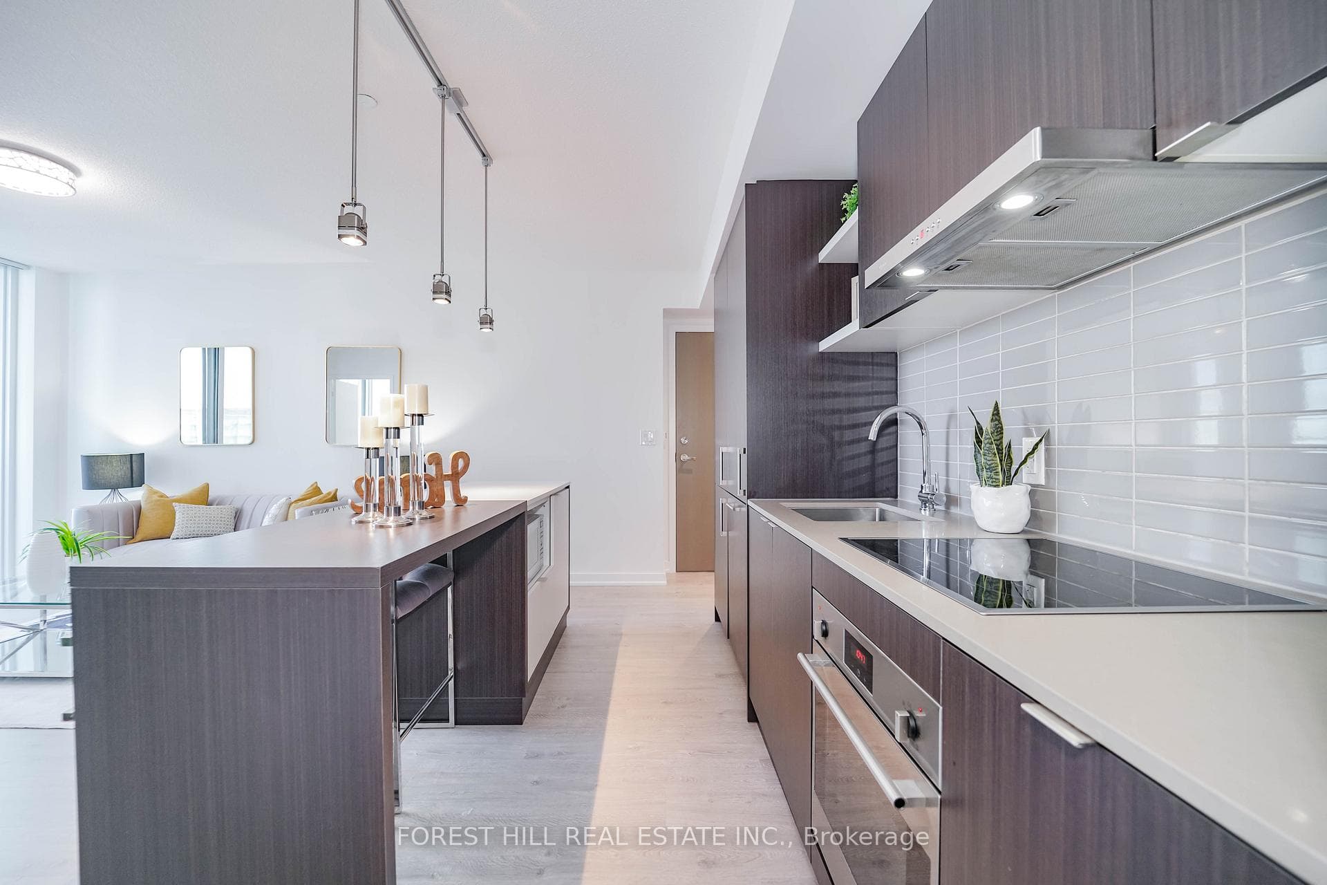 100 Harbour Street Unit 3901 photo 2