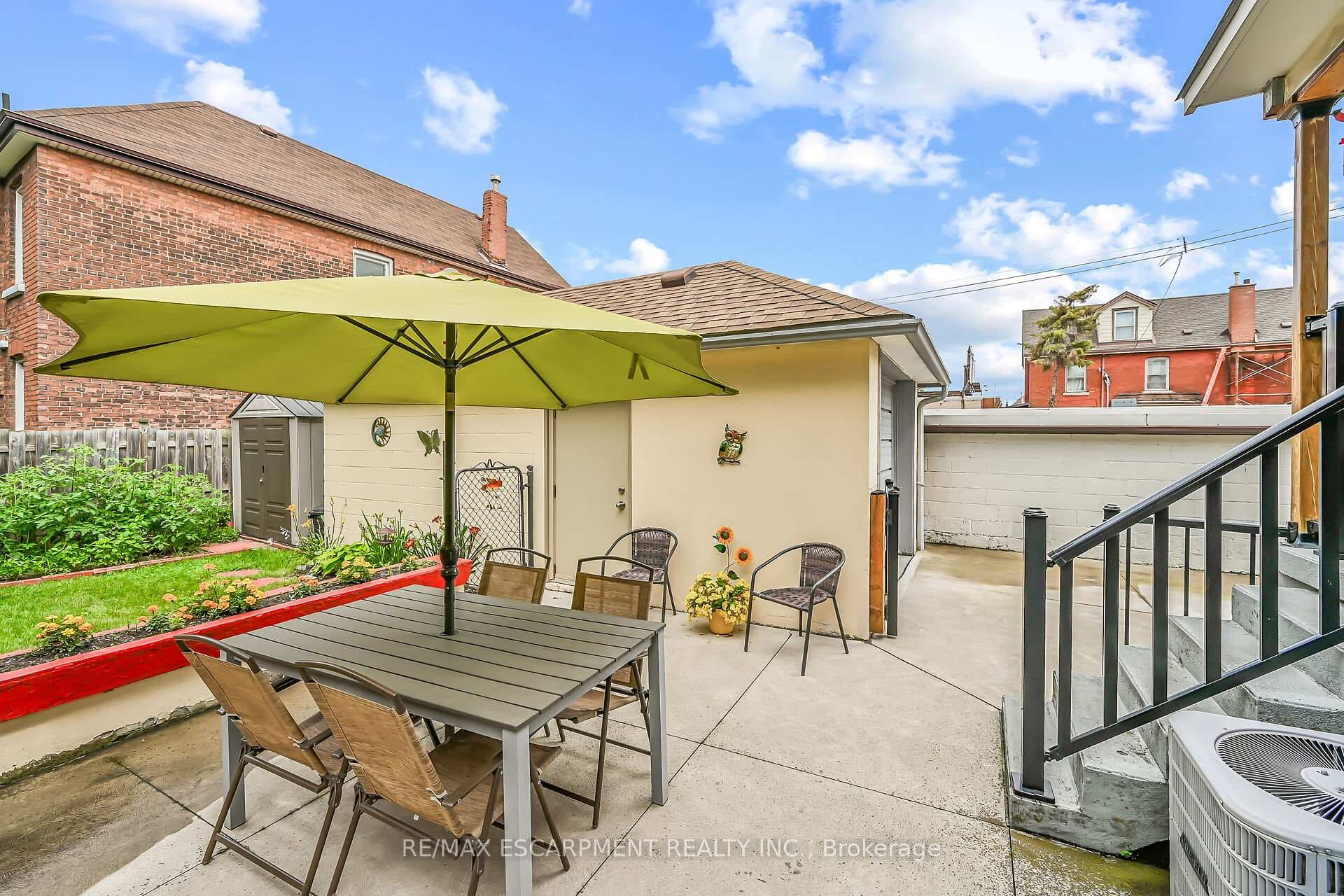 39 Sherman Avenue photo 38