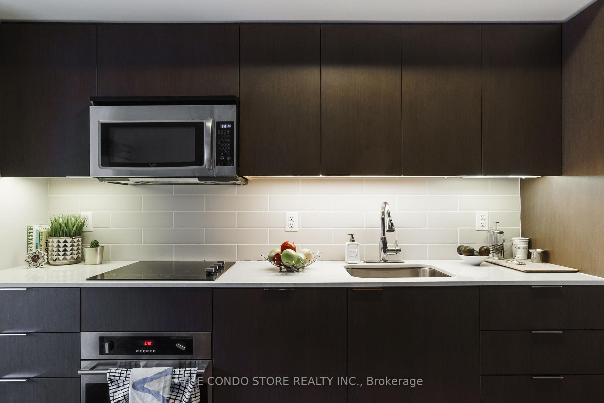 5 Hanna Avenue Unit 212 photo 7