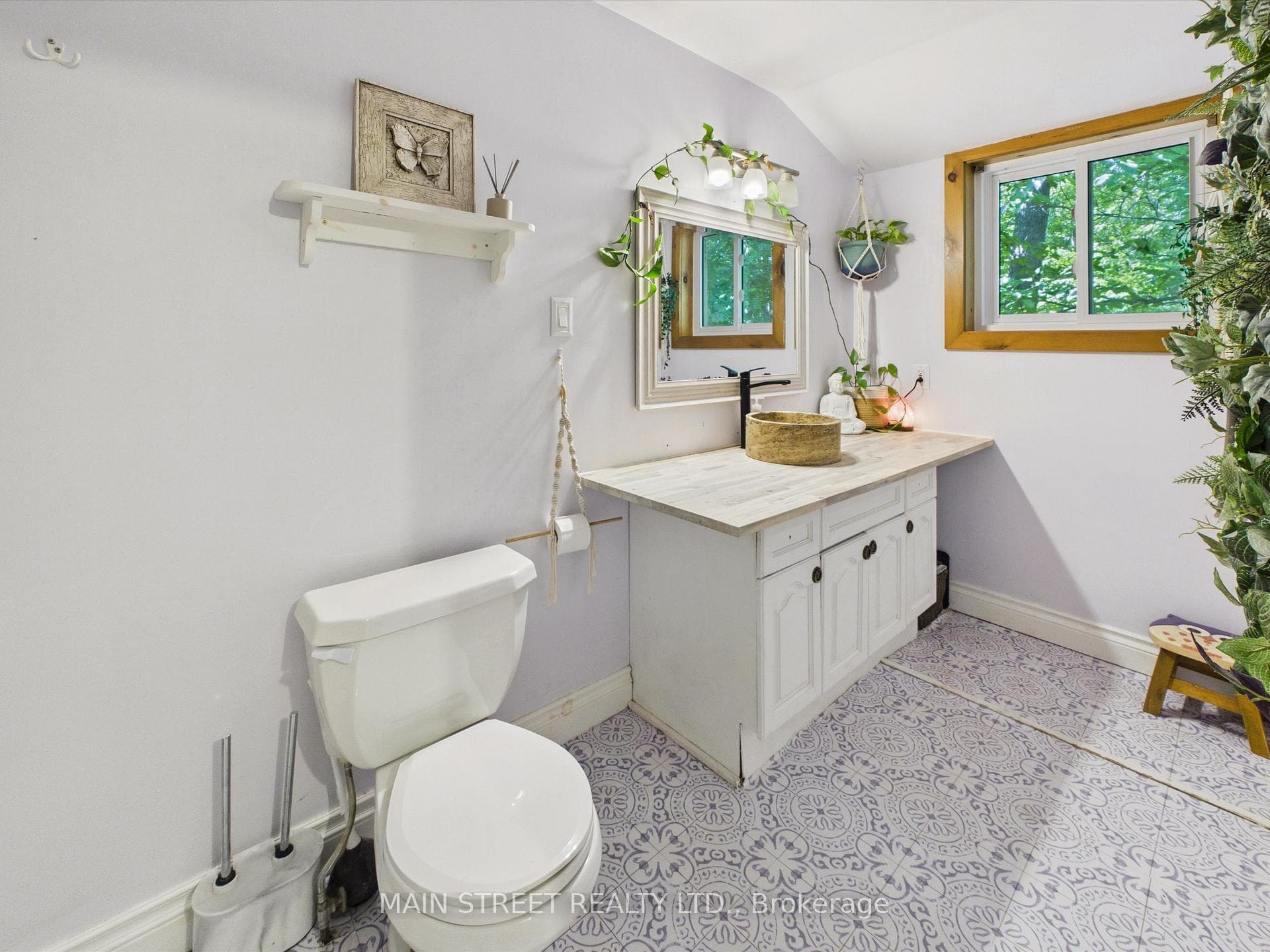 1063 SHERWOOD FOREST Road photo 14