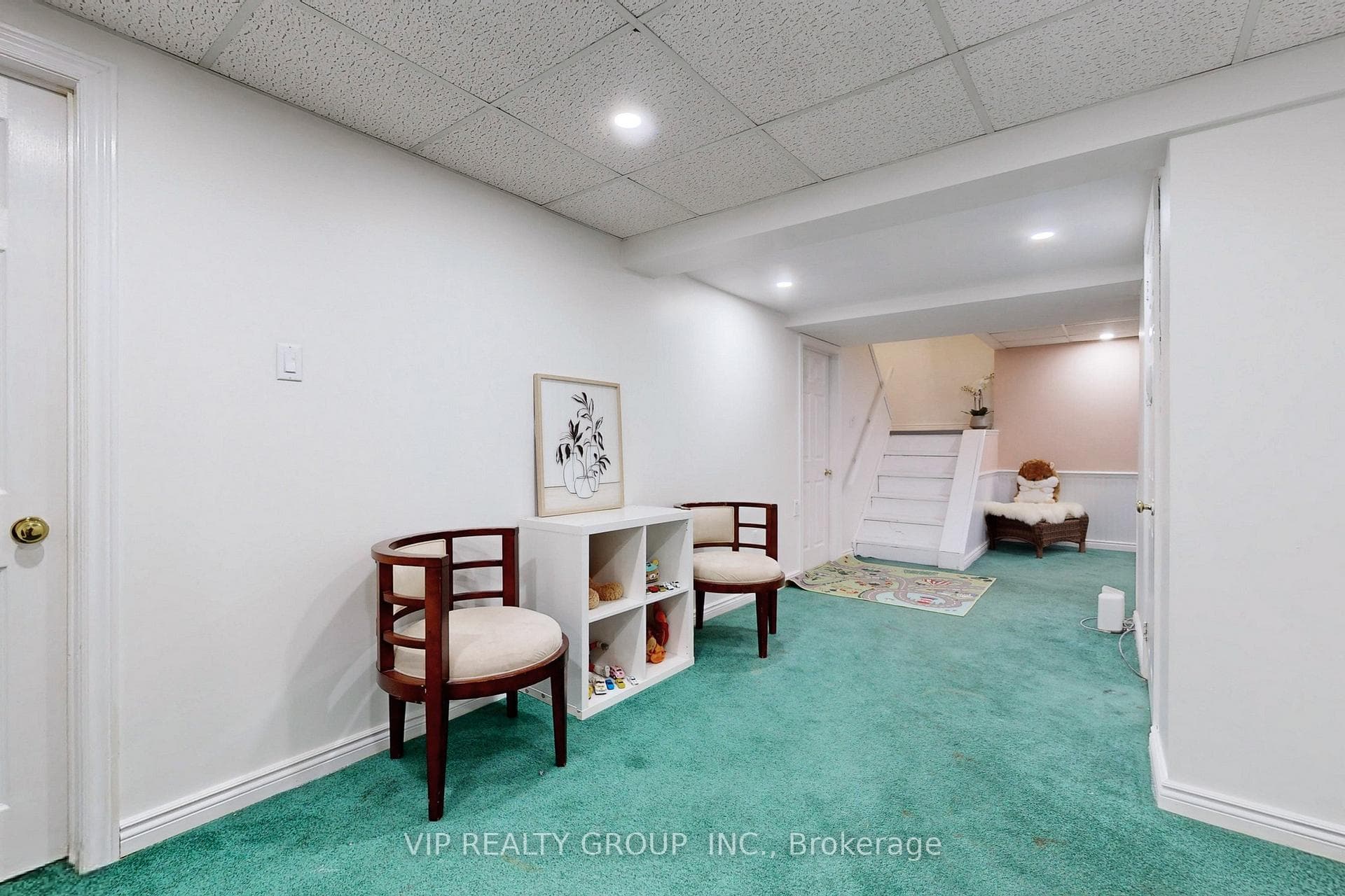 88 Cornwall Drive photo 29