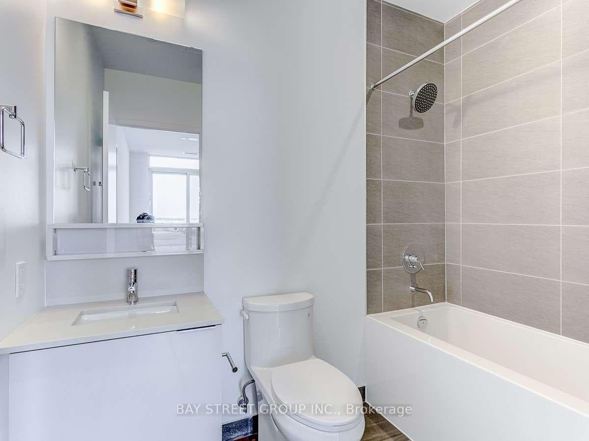 898 Portage Parkway Unit 902 photo 16