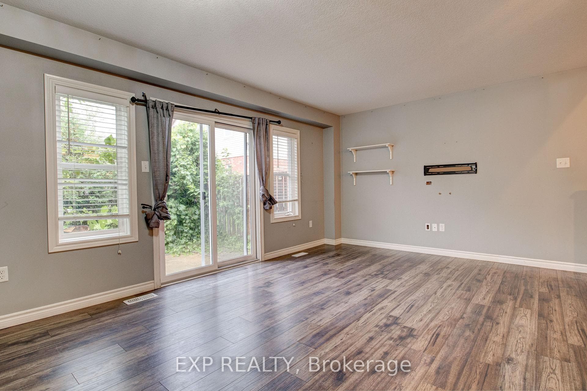 535 Margaret Street Unit 60 photo 20