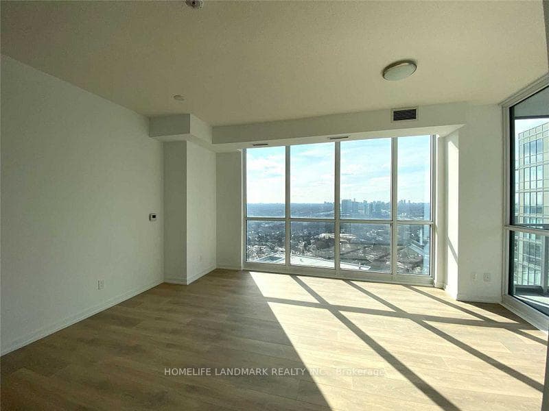 32 Forest Manor Road Unit 2202 photo 3