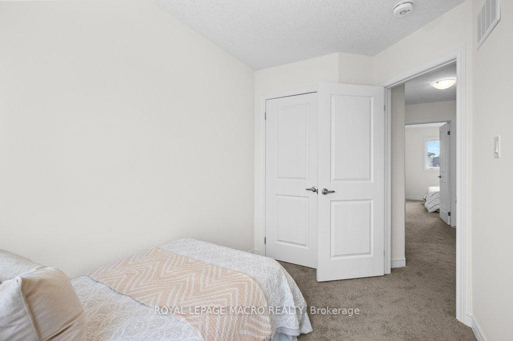 13B Bingham Road photo 21