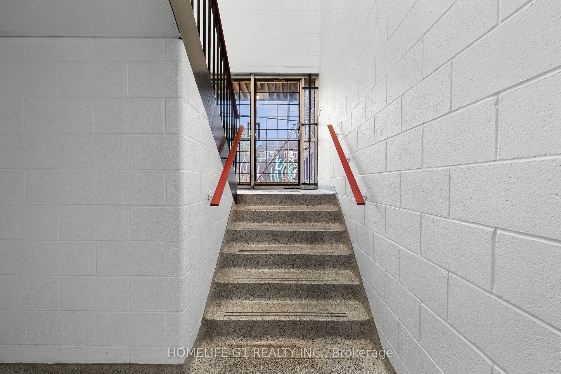 337 Gage Avenue photo 5
