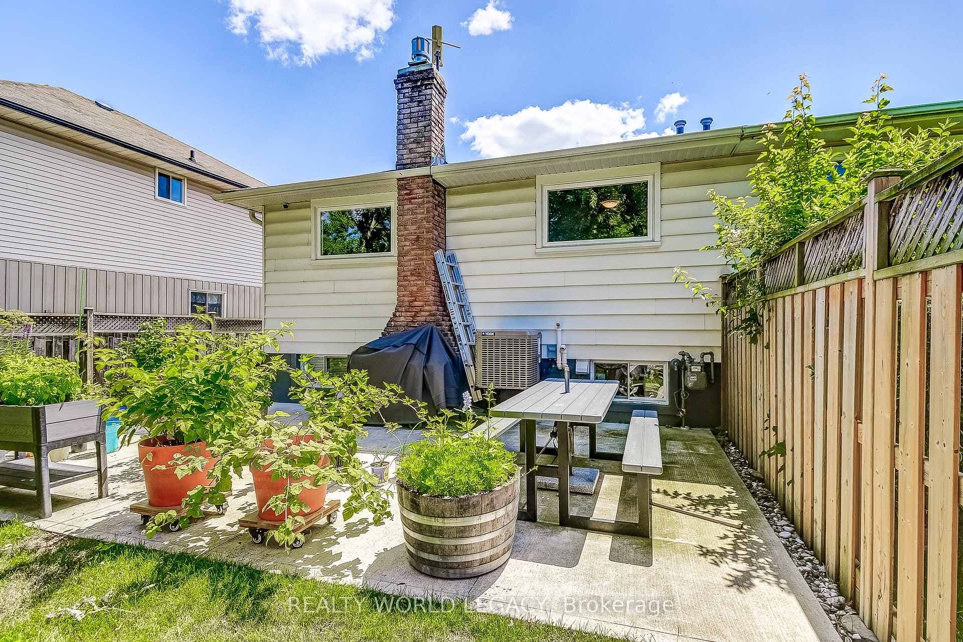 2429 Overton Drive photo 46