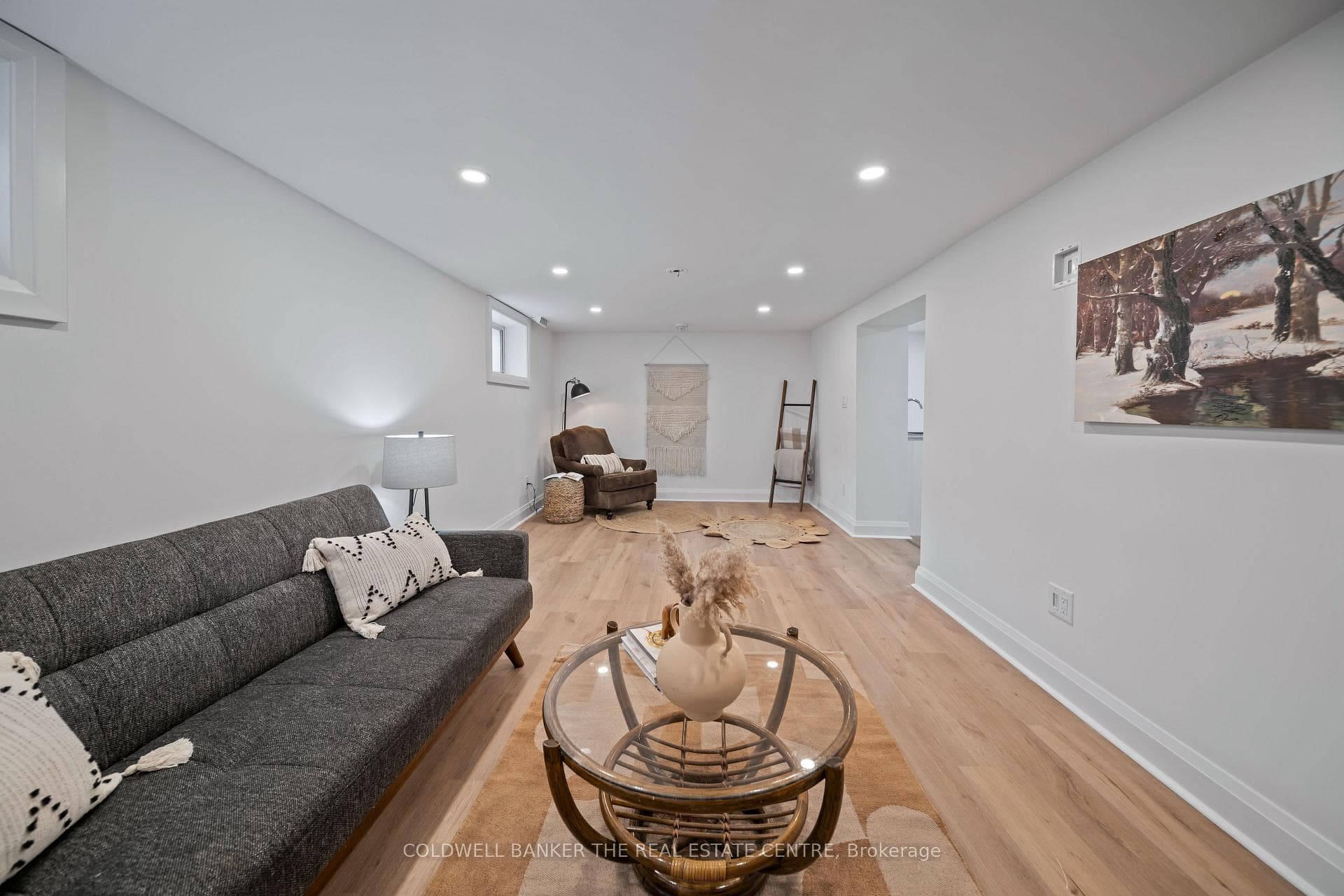 135 Lord Roberts Drive photo 25