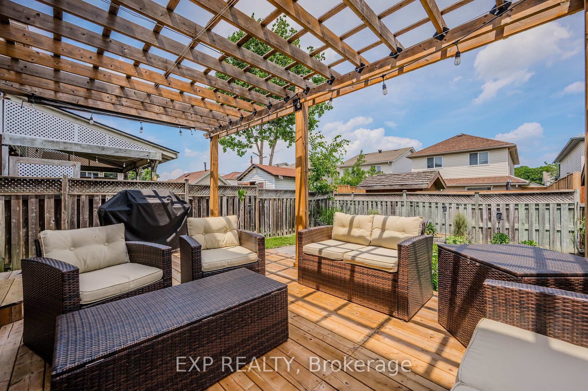 42 Bridlewreath Street photo 31