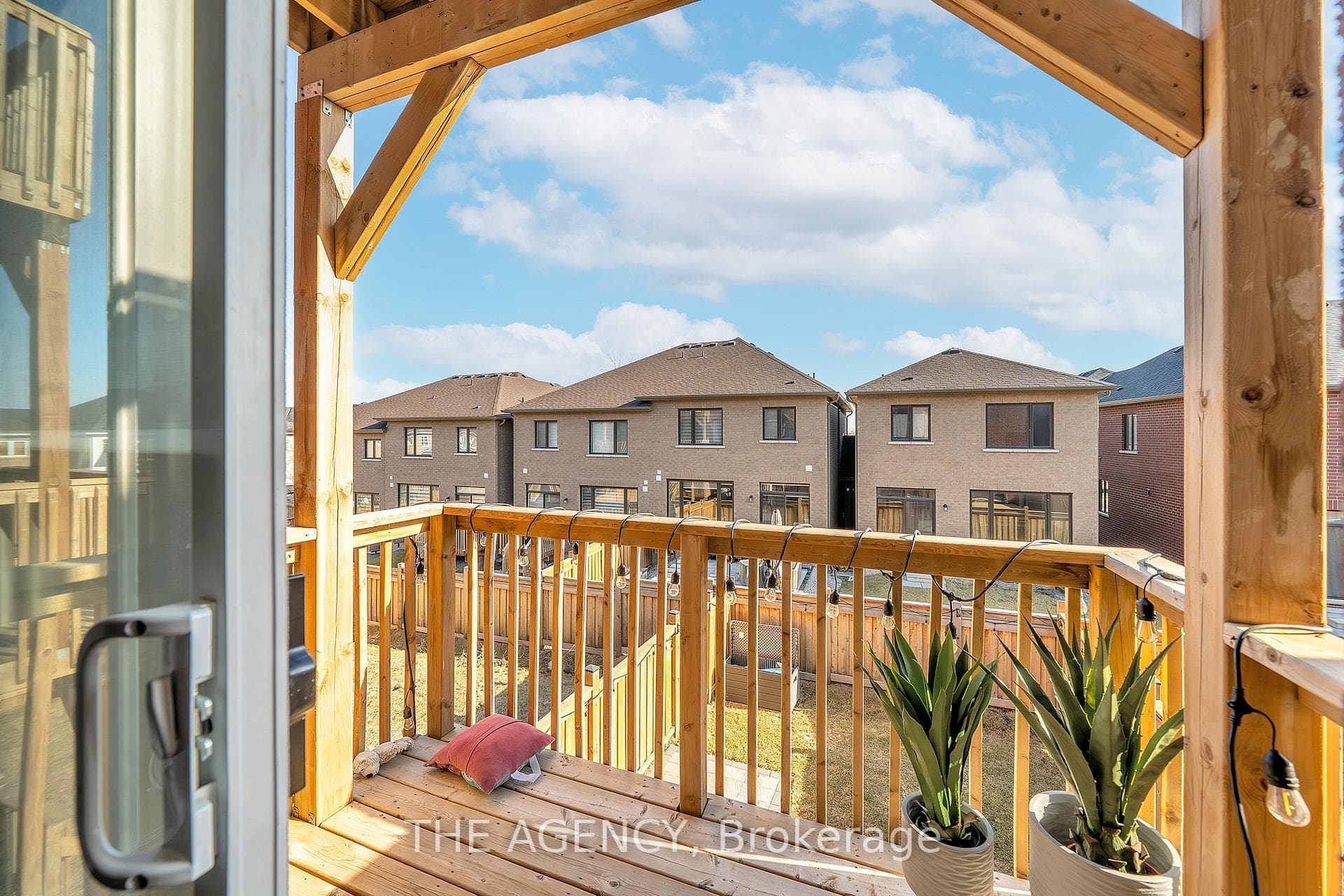 56 Douet Lane photo 11