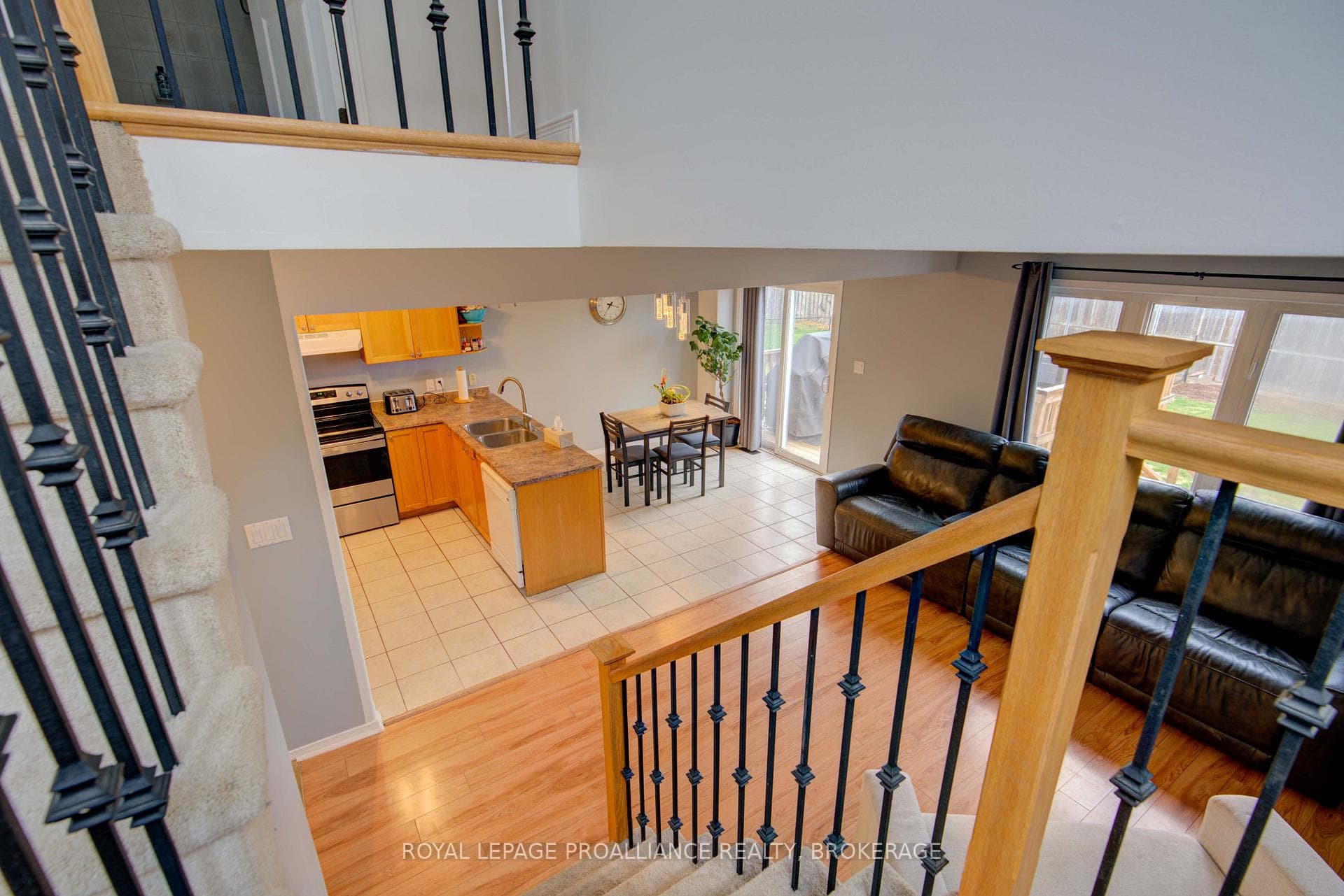 2177 Swanfield Street photo 21