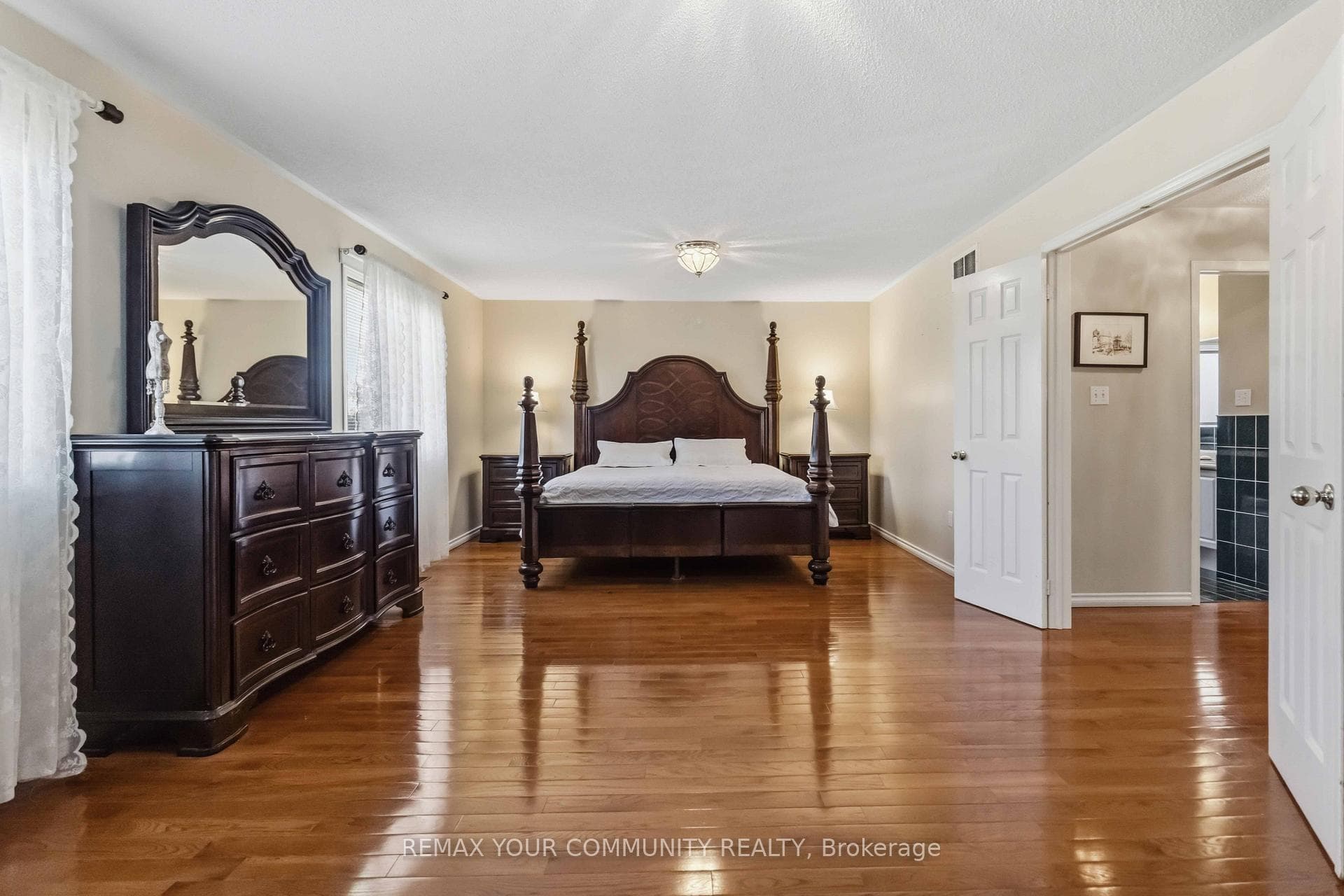 153 Bristol Road photo 21