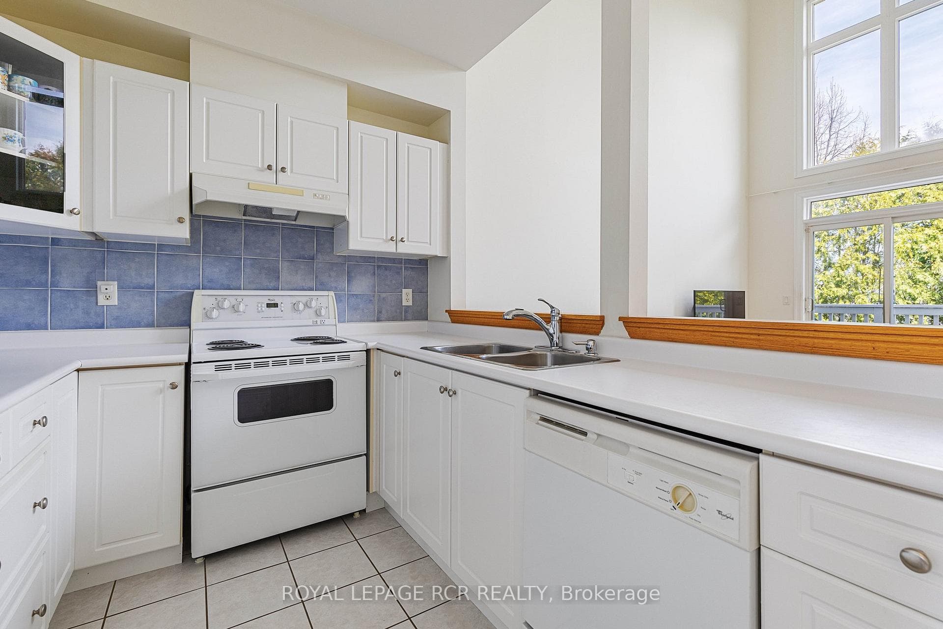 1043 On Bogart Circle Unit 50 photo 5
