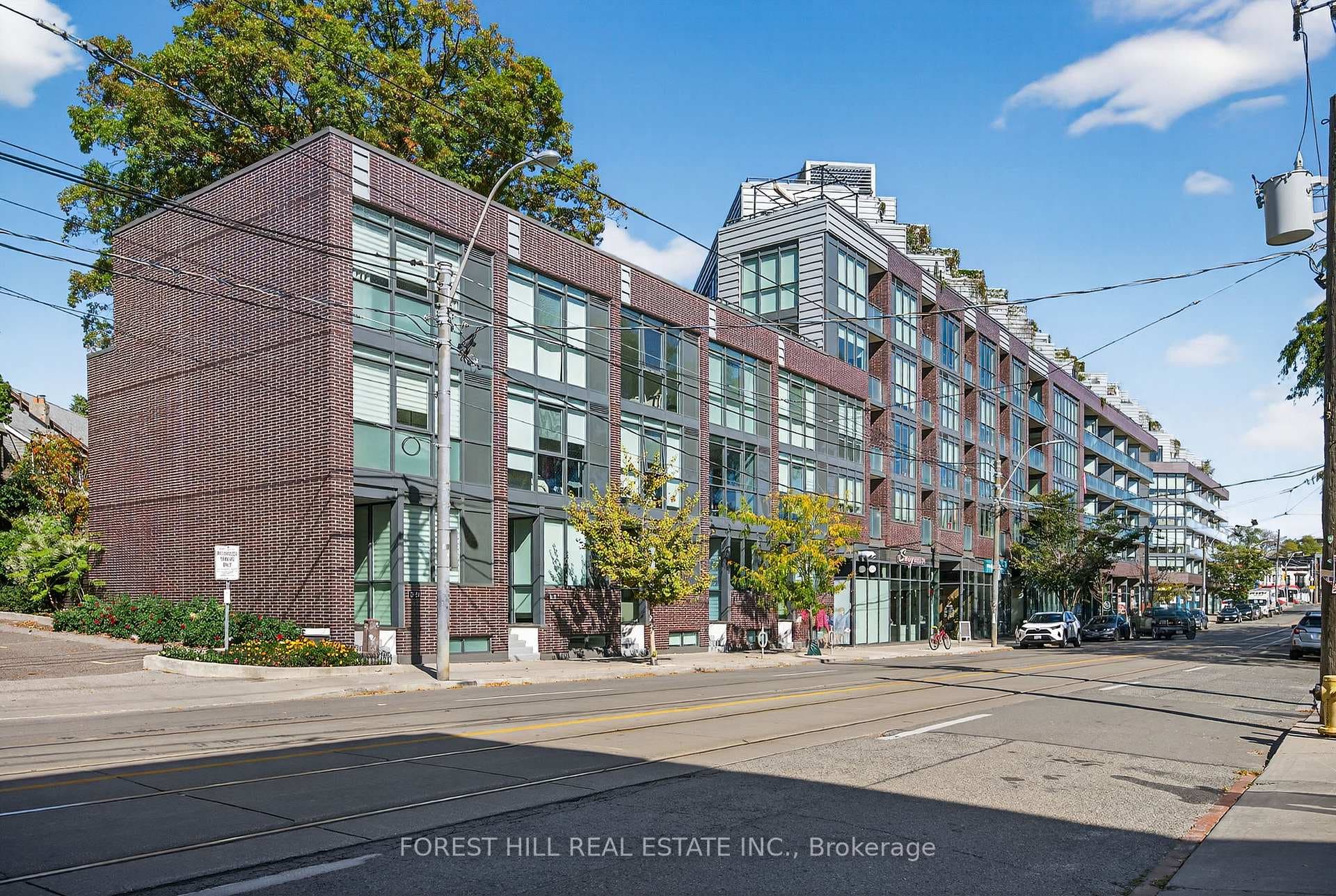 38 Howard Park Avenue Unit 156 photo 1