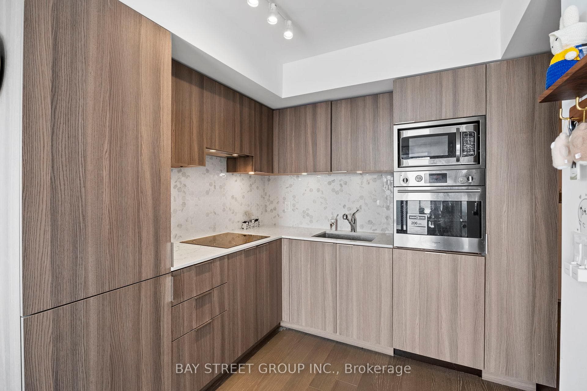 11 Wellesley Street Unit 4202 photo 13