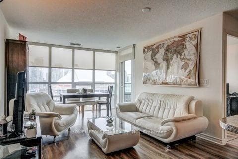 25 Lower Simcoe Street Unit Ph17 photo 11