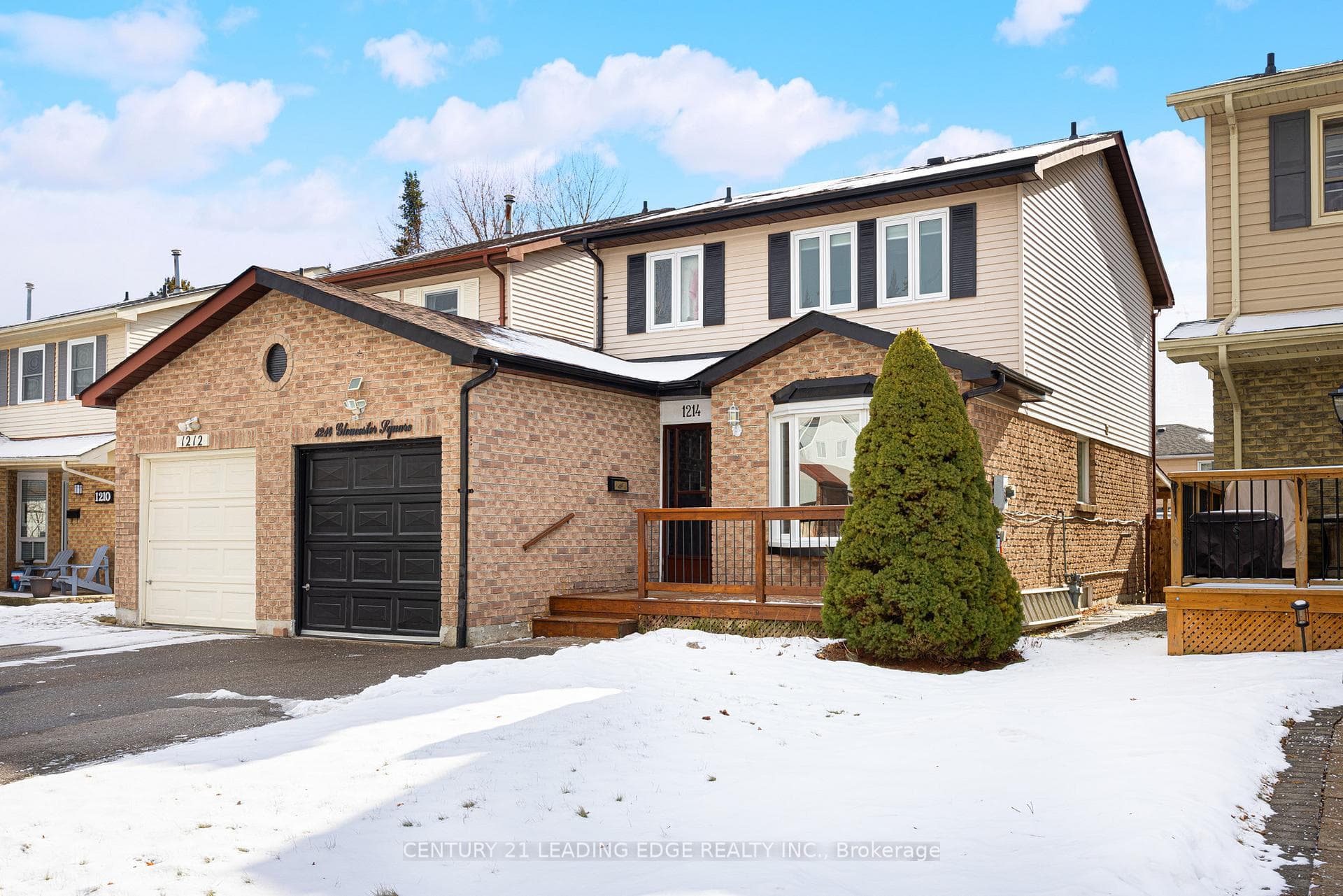 1214 Gloucester Square photo 1