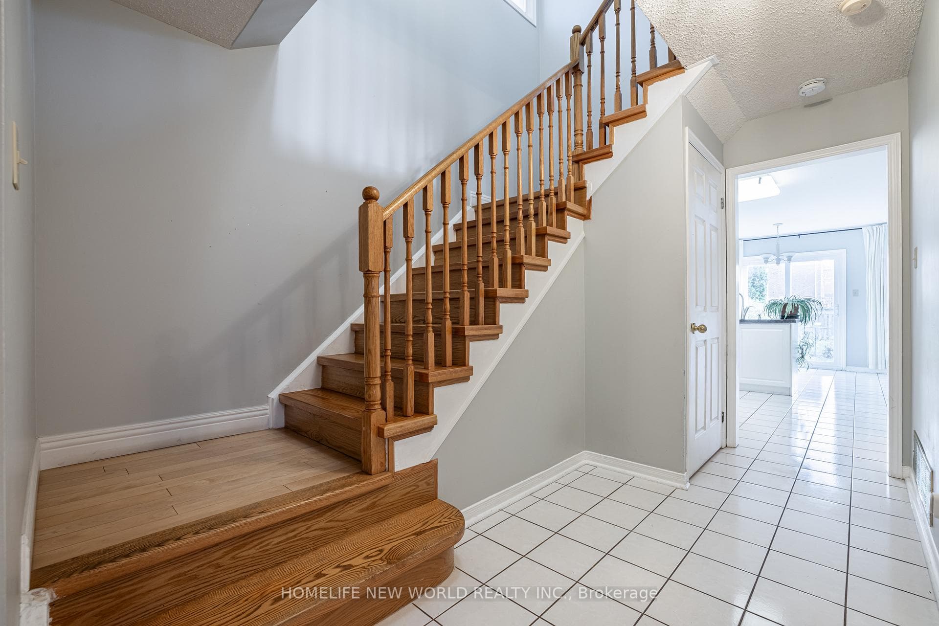 5715 Bell Harbour Drive photo 13