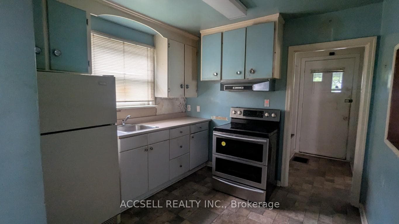 10 Bexhill Avenue photo 5