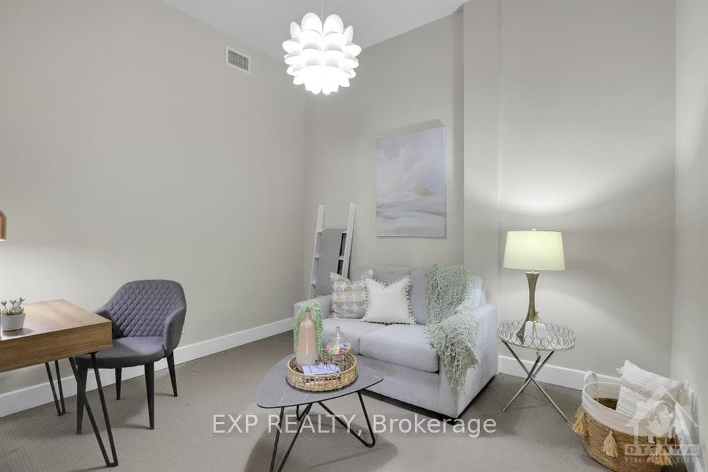 345 ST DENIS Street Unit 210 photo 5