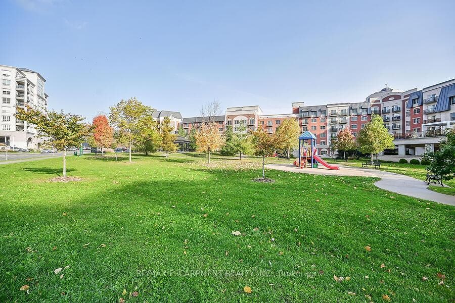 3000 Creekside Drive Unit 601 photo 39